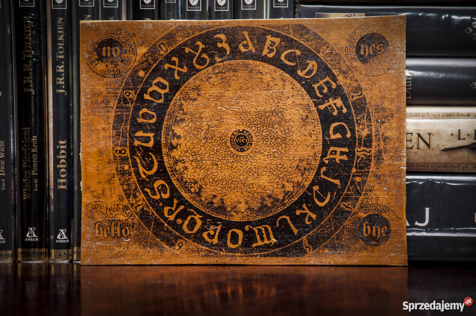 Ouija prezent spirytyzm wywoływanie duchów Warszawa