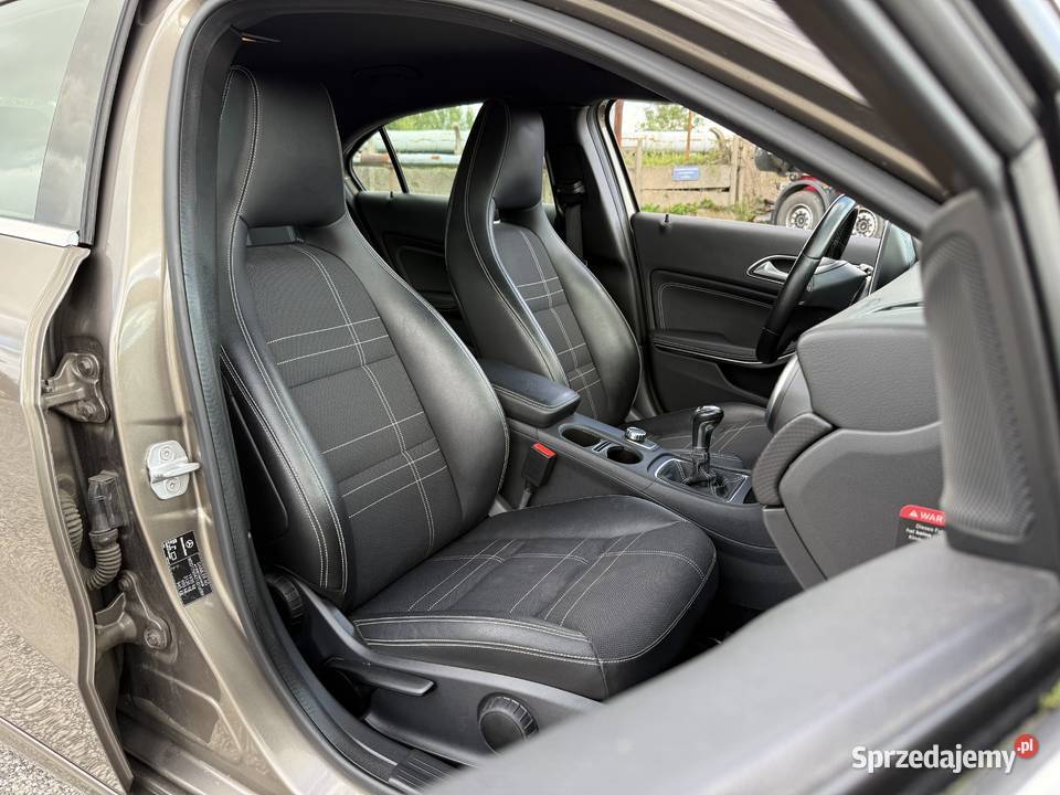 Mercedes A 16 BENZYNA Klimatronik Nawigacja Ledy
