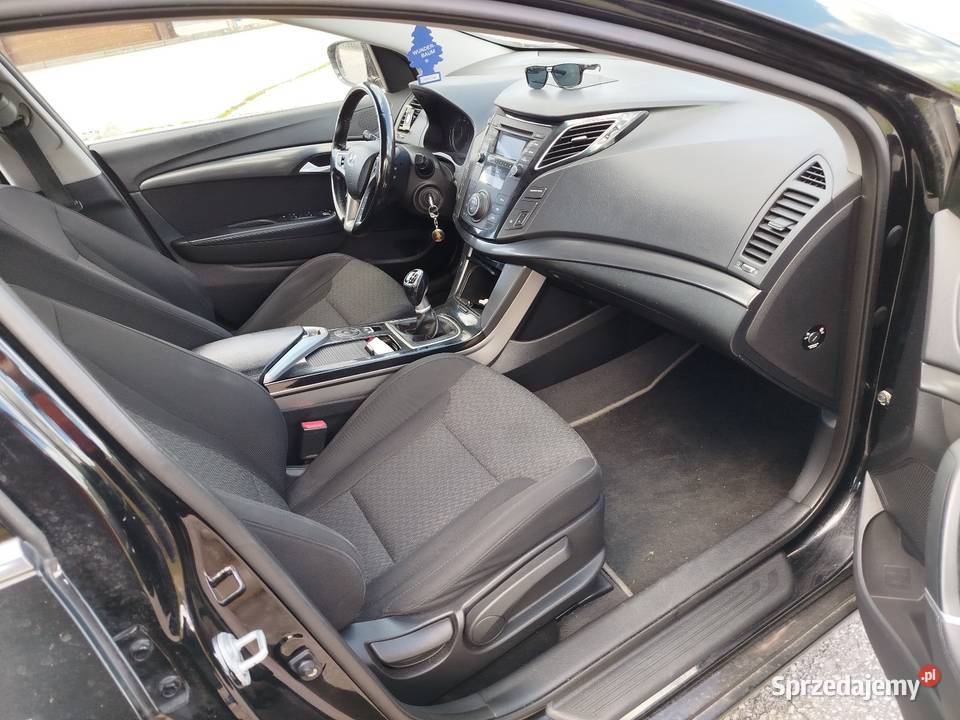 Hyundai i40 17 crdi sedan ładny diesel Tuchola sprzedam