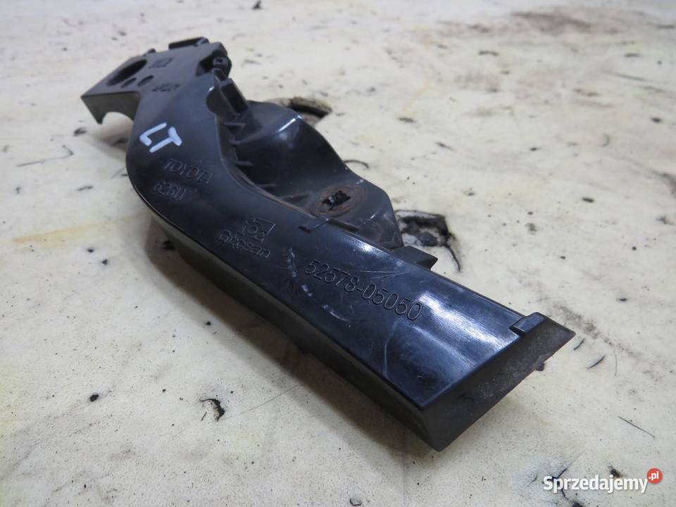 ŚLIZG ZDERZAKA LEWY TYŁ AVENSIS T27 T29 KOMBI