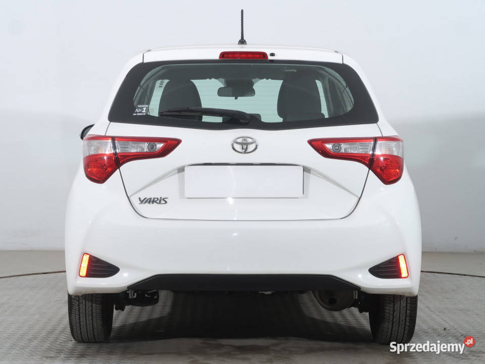 Toyota Yaris 10 VVTi manualna mazowieckie Piaseczno
