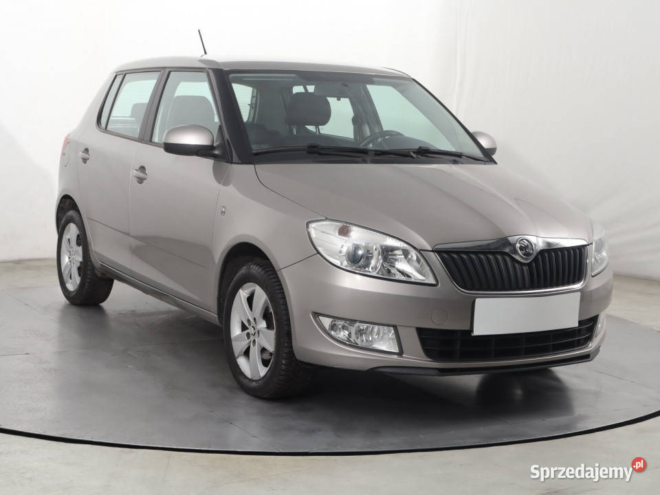 Skoda Fabia 12 TSI elektryczne lusterka