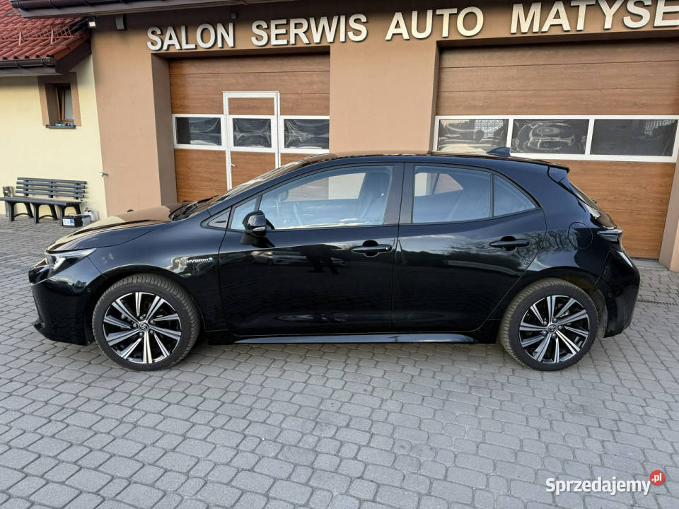 Toyota Corolla 20 Hybrid Kamera Navi CarPlay Orzech