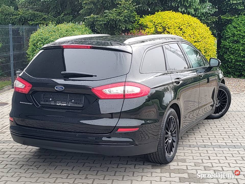 FORD MONDEO 15 BENZYNA 111000 lakier metallic Leszno