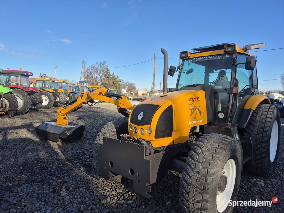 Renault Ergos z kosiarka bijakowa mulczer do