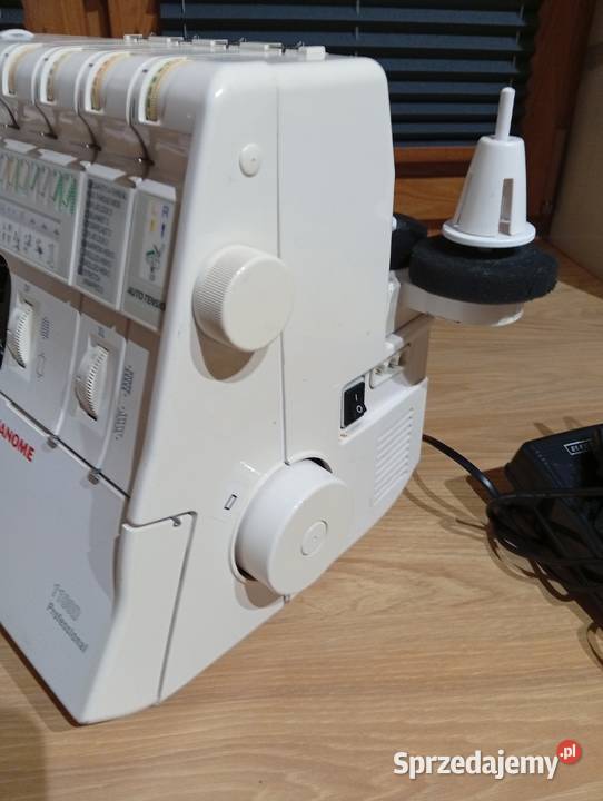 wielofunkcyjny coverlok Janome 1200D 574 Byczyna