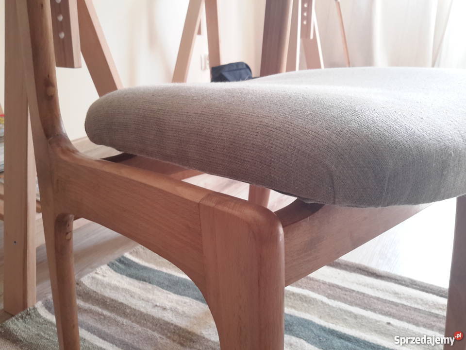 Stare Krzesła PRL 2 odnowione sprzedam