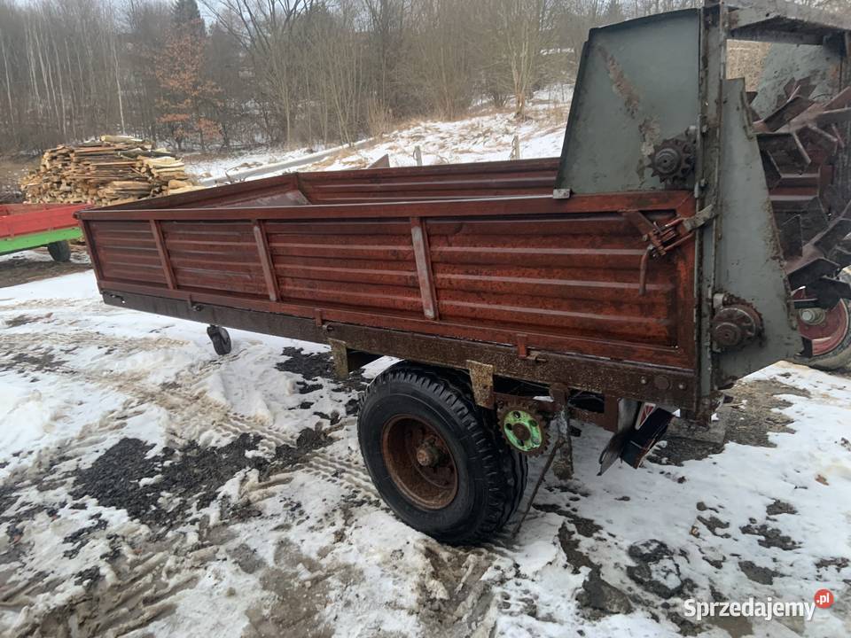 rozrzutni obornika Domaradz