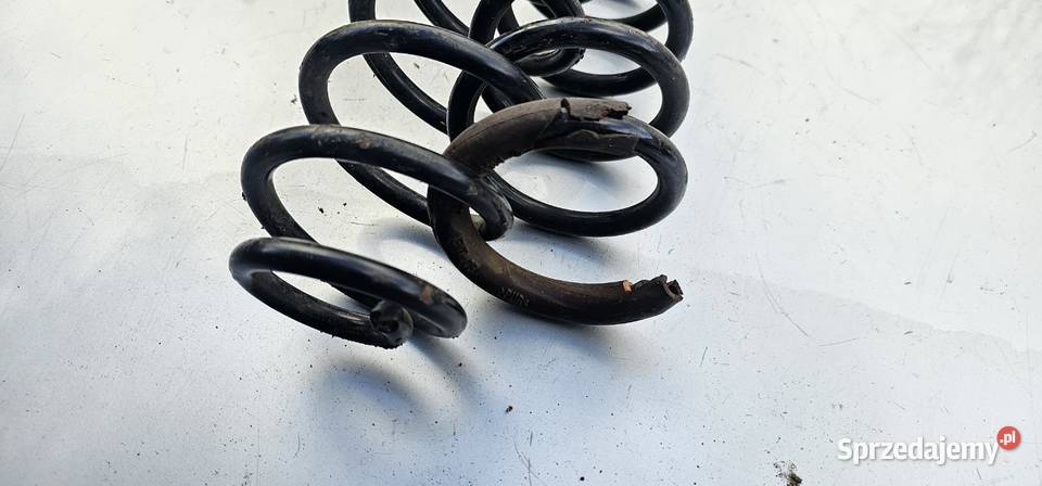 Sprężyna tył mercedes w168