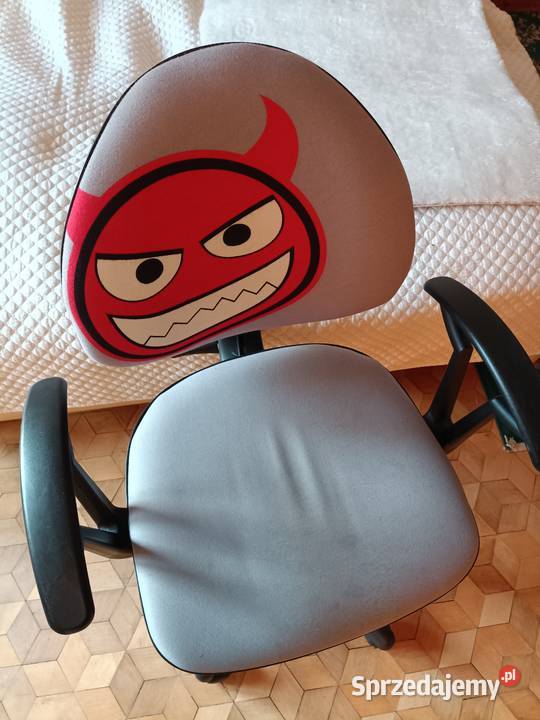 Fotel obrotowy dziecięcy Diabełek Warszawa sprzedam