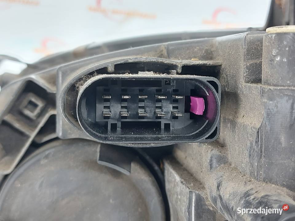 AUDI A4 B8 ALLROAD 10r lampa prawa przód ANGLIK osobowe Lampy przednie Kielce