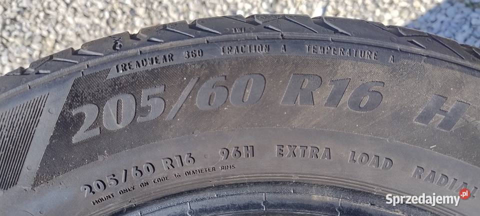Opony na zdjęciu Motoryzacja świętokrzyskie Busko-Zdrój sprzedam