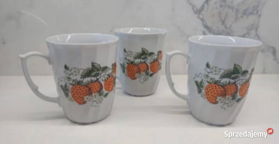 Kubek poziomka Chodzież z lat PRLu Łódź