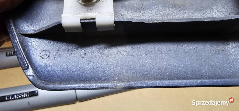 Listwa błotnika mercedes w210 Pozostałe Zbąszyń