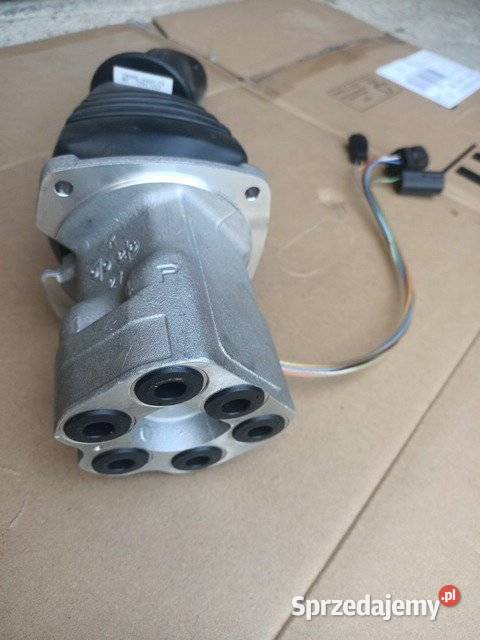 joystick rozdzielacz hydrauliczny Jcb Cat Volvo mazowieckie Maków Mazowiecki sprzedam