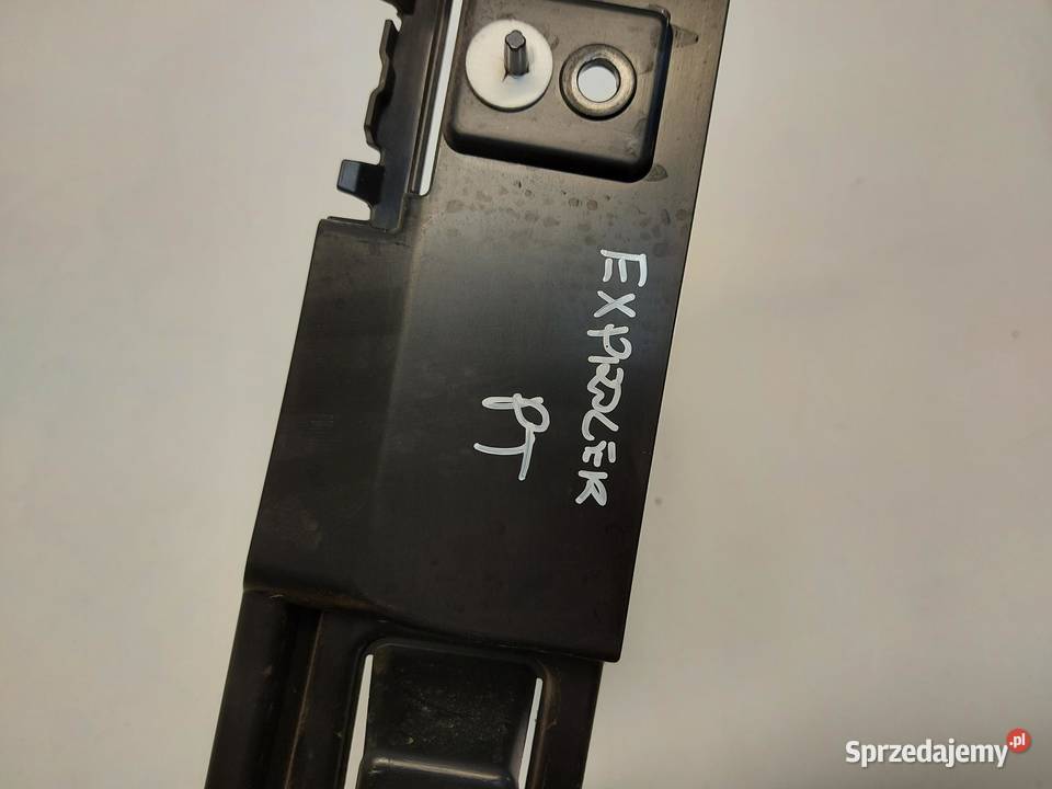 Ford Explorer VII R2KB ŚLIZG ZDERZAKA PRAWY TYŁ