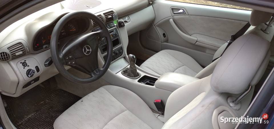 Mercedes W203 Sport Coupe 22 CDI radio Hrud