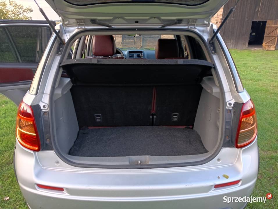 Sprzedam Suzuki SX4 manualna Samochody osobowe Sieradz