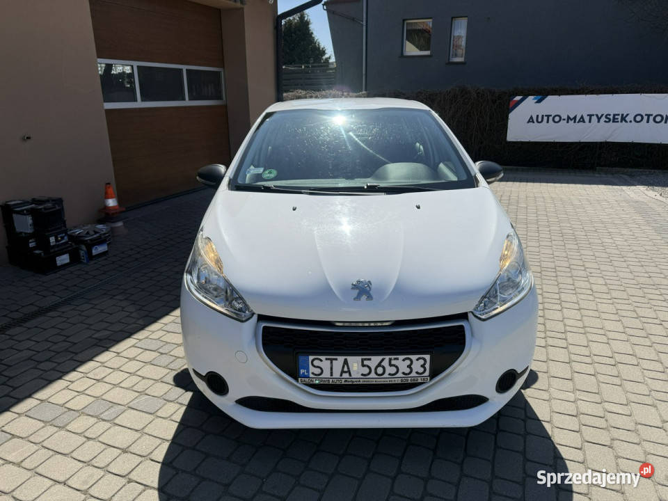 Peugeot 208 14 HDi 68 Klimatyzacja Opony tempomat Orzech sprzedam
