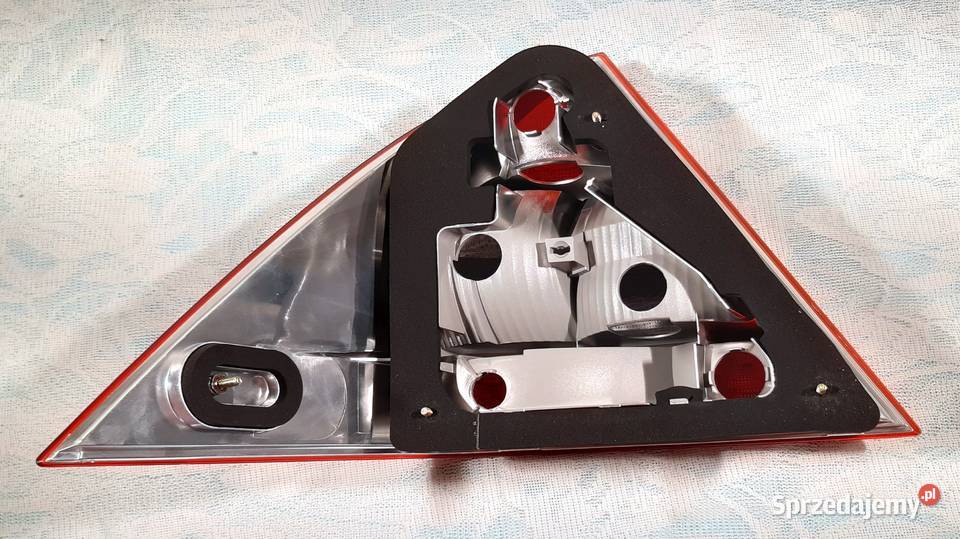 LAMPA PRAWY TYŁ MERCEDES W203 A2038200266 Prawe