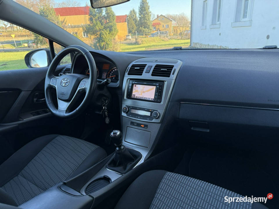 Toyota Avensis T27 20d 125 133 z Niemiec Kamera czujnik parkowania