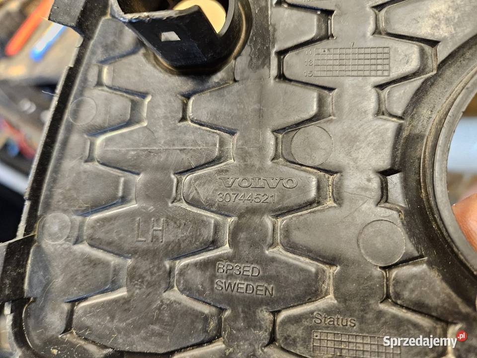 VOLVO XC70 KRATKA LEWA ZDERZAKA PRZÓD PDC Międzychód sprzedam