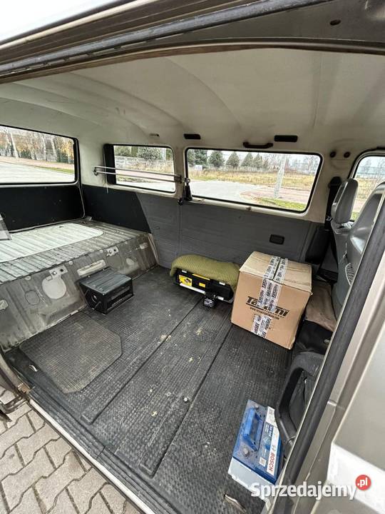 Volkswagen t3 transporter 1991 16TD 5 osobowy