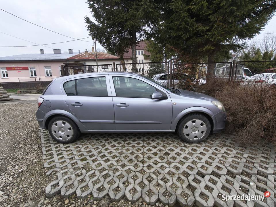 Opel Astra H 14 14 90 z gazem LPG 2005r 2 kpl benzyna+LPG