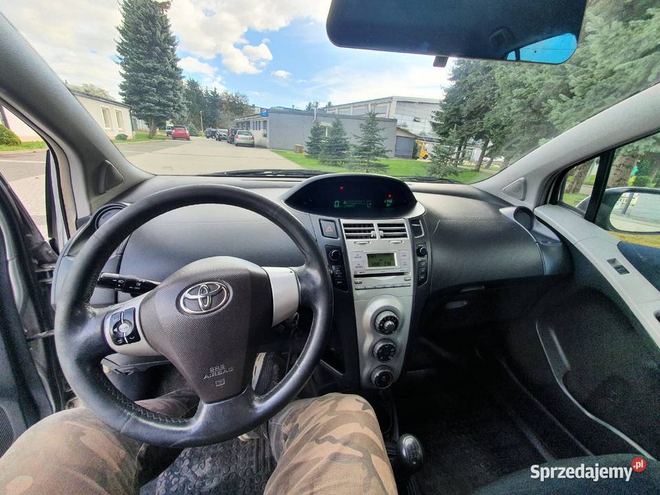 Toyota Yaris II 13 bezyna benzyna podkarpackie Jasło