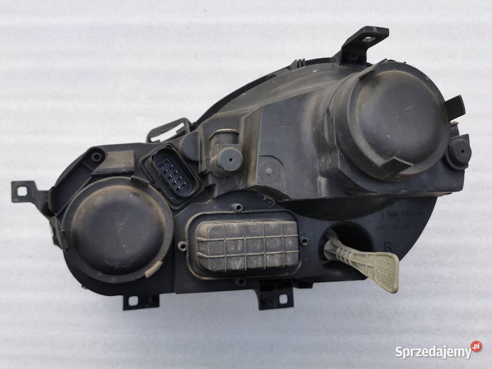 Lampa Prawy Przód Przednia Prawa VW Polo 9N Lampy przednie Wyszków