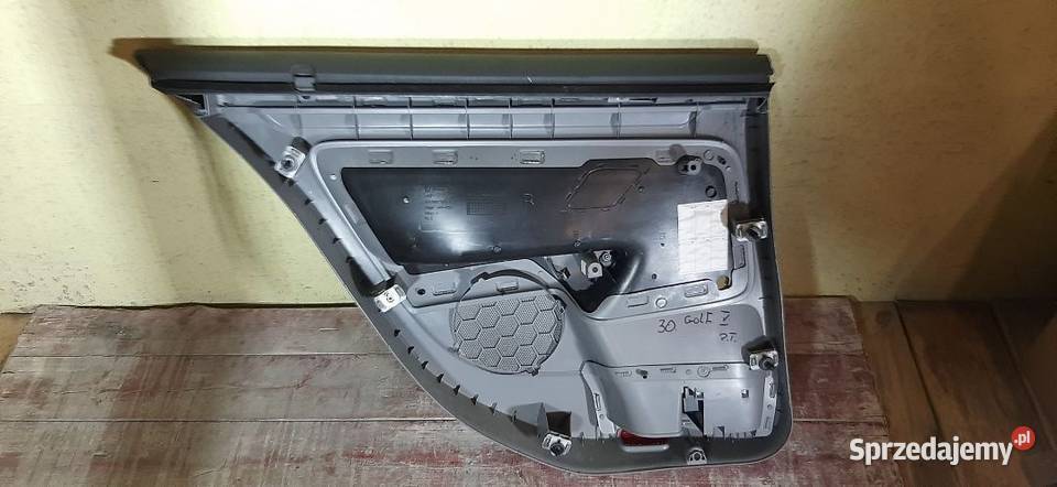 Boczek tapicerka drzwi VW Golf V Prawy tył