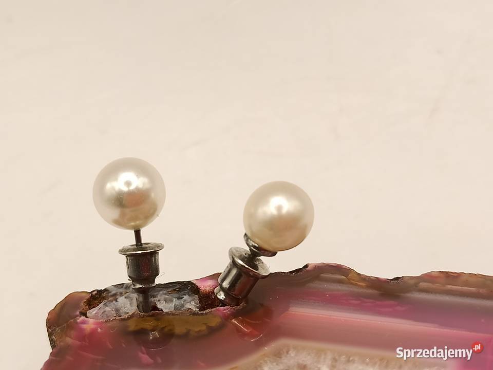 Kolczyki białe perełki