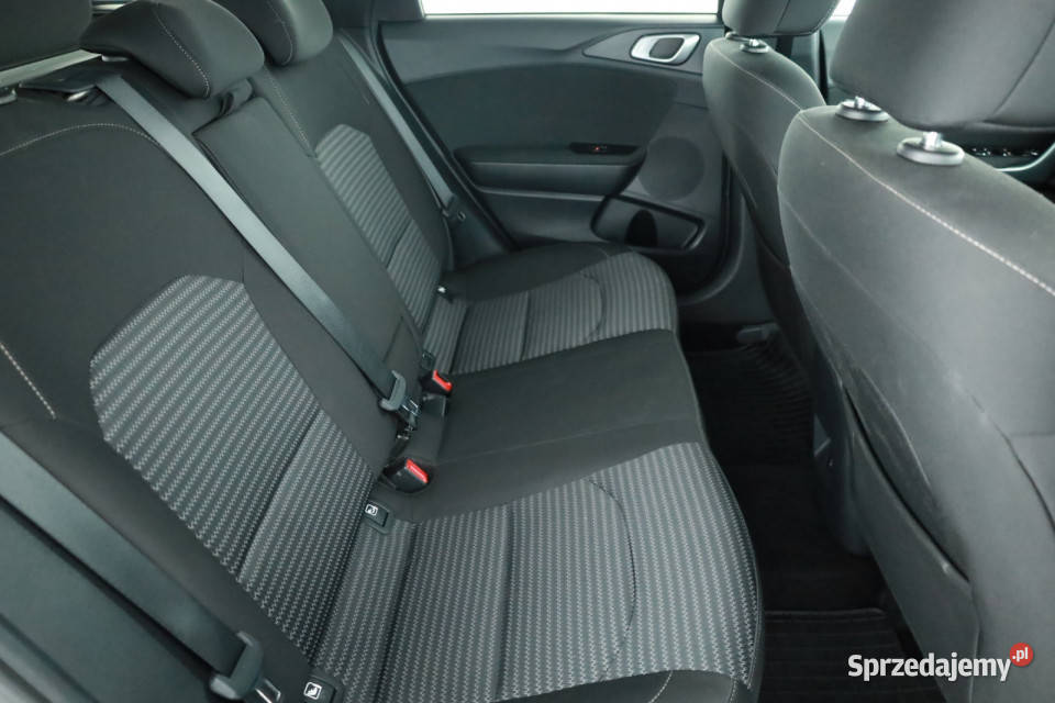 Kia Ceed 15 TGDI pełny VAT Cee'd sprzedam