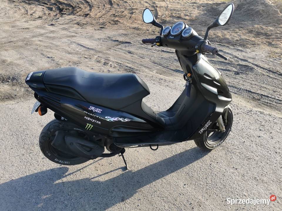 Włoski skuter Malaguti F12 remoncie czarny wielkopolskie Rawicz sprzedam