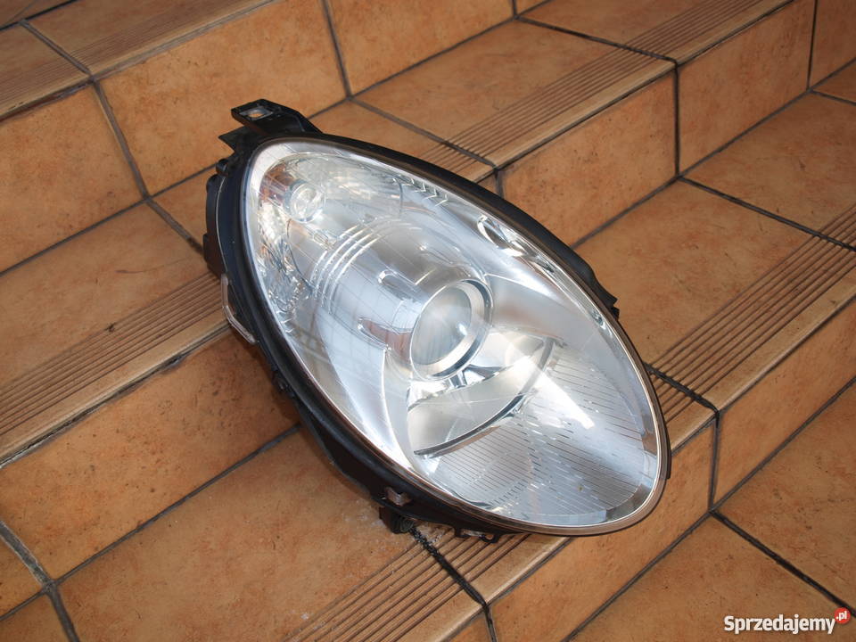 Mercedes Rklasa W251 lampa prawa 2005 2010r lampy przednie Kalisz sprzedam