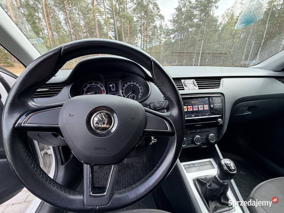 Skoda Octavia 2019r kombi benzyna 4/5 Kadzidło