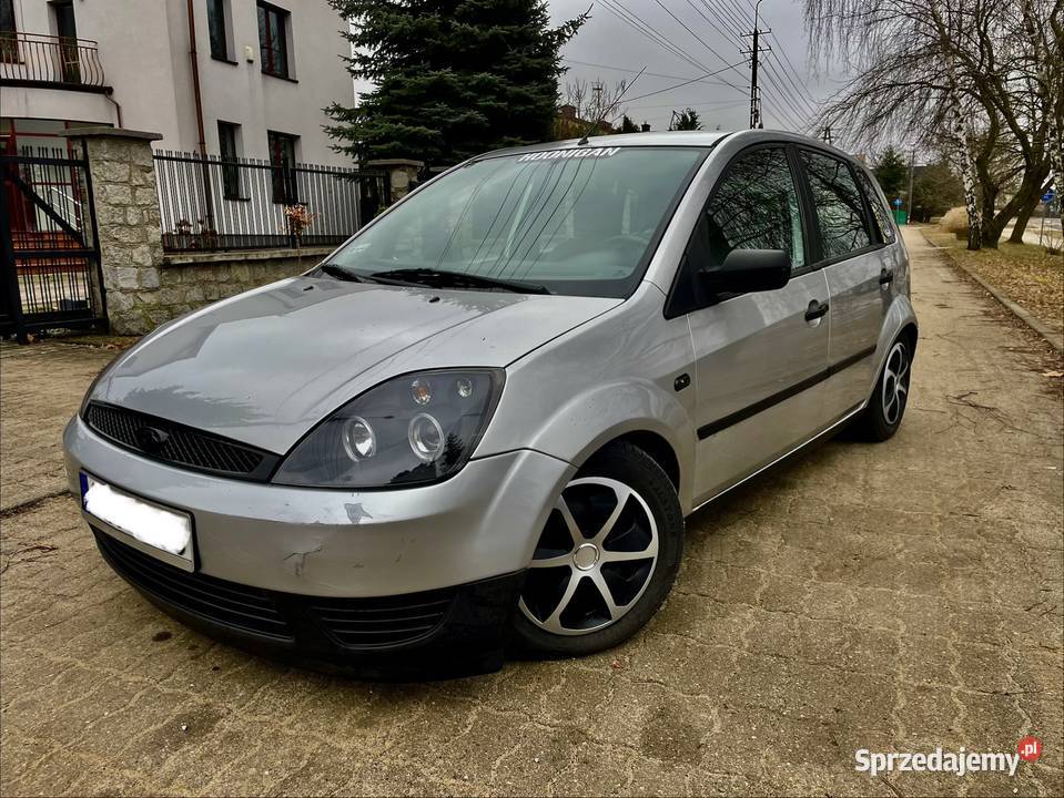 ŚlicznyZadbanyFordFiestaMK62003r14Diesel5DrzwiCar manualna Zduńska Wola