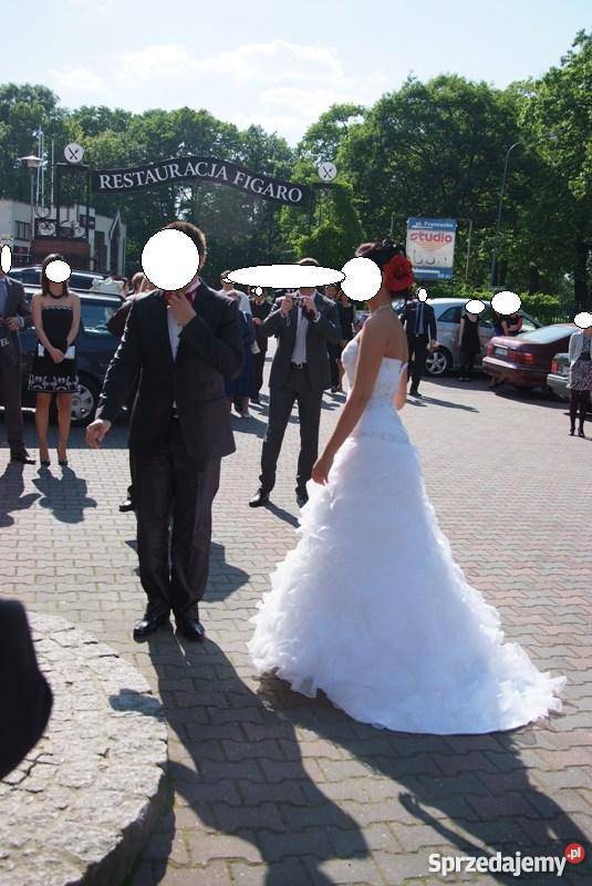 Suknia ANNAIS BRIDAL model CARRERA 3638 trenszal