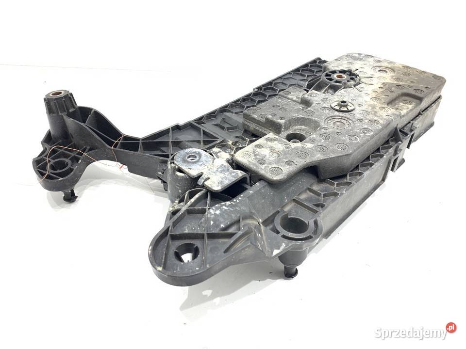 PODSTAWA AKUMULATORA VW GOLF VII 16 115 UCHWYT Obudowy akumulatorów