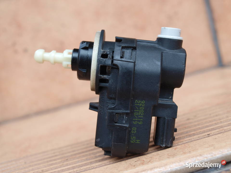 Toyota Yaris 3 silniczek regulacji lampy przód sprzedam