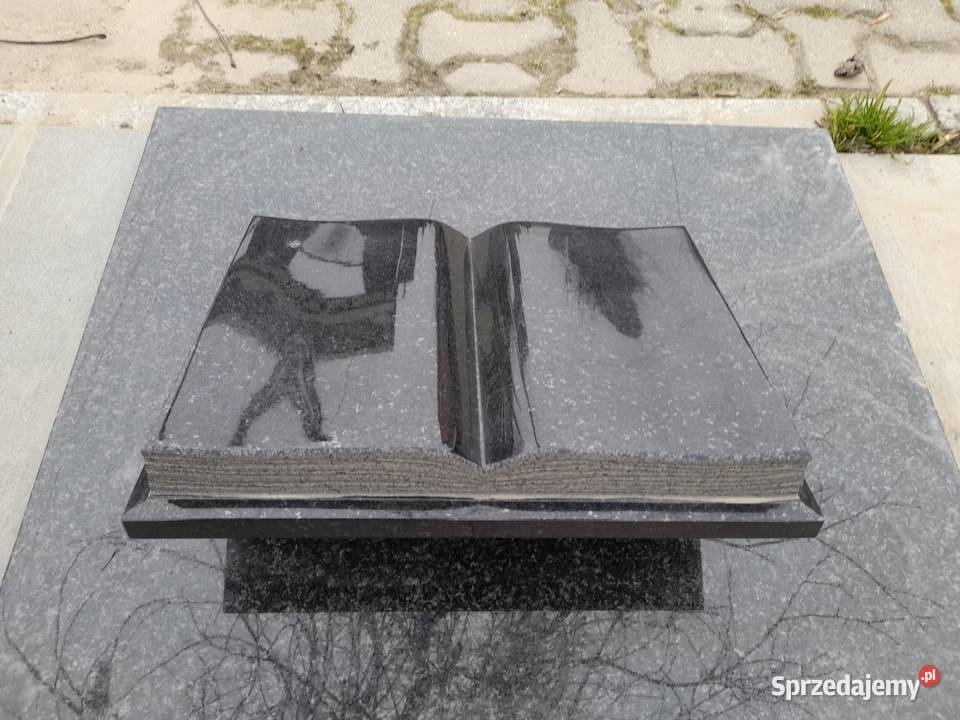 Książka na nagrobek szwed urna dolnośląskie Strzegom