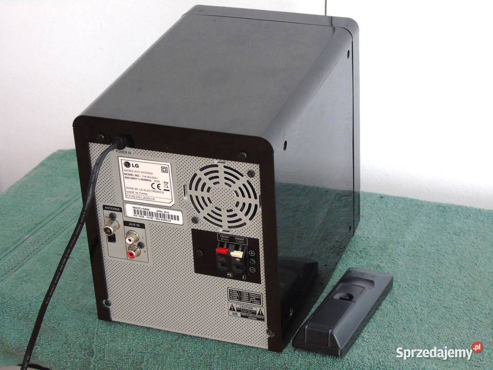 Wieża z USB CD AUX i pilotem LG sprawna i mocna Jasło