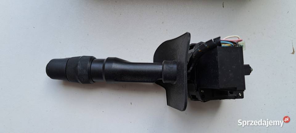 Przełącznik zespolony świateł kierunkowskazów osobowe Czujniki i sterowniki świateł Luzino