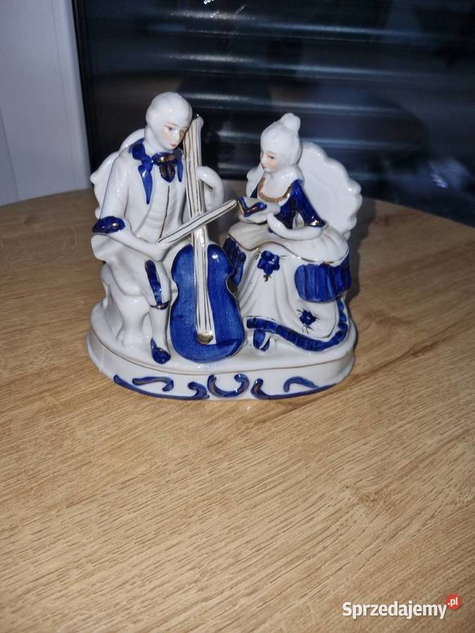 Figurka Z Porcelany Para wielkopolskie Wola Podłężna
