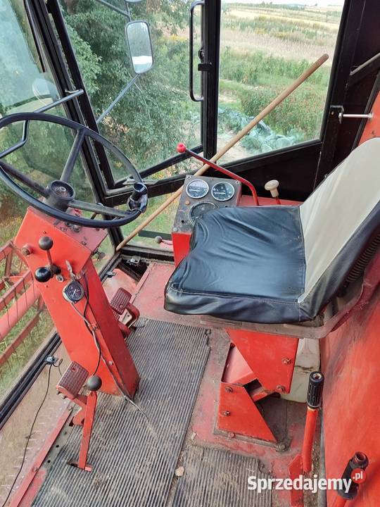 Kombajn zbożowy Bizon Janów Lubelski