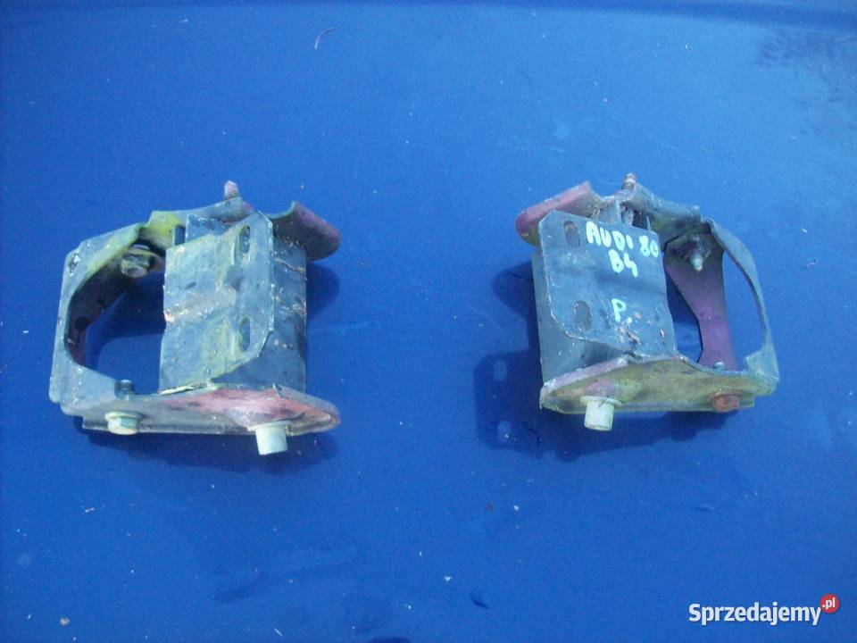 Audi 80 B4 Mocowanie uchwyt zderzaka przedniego