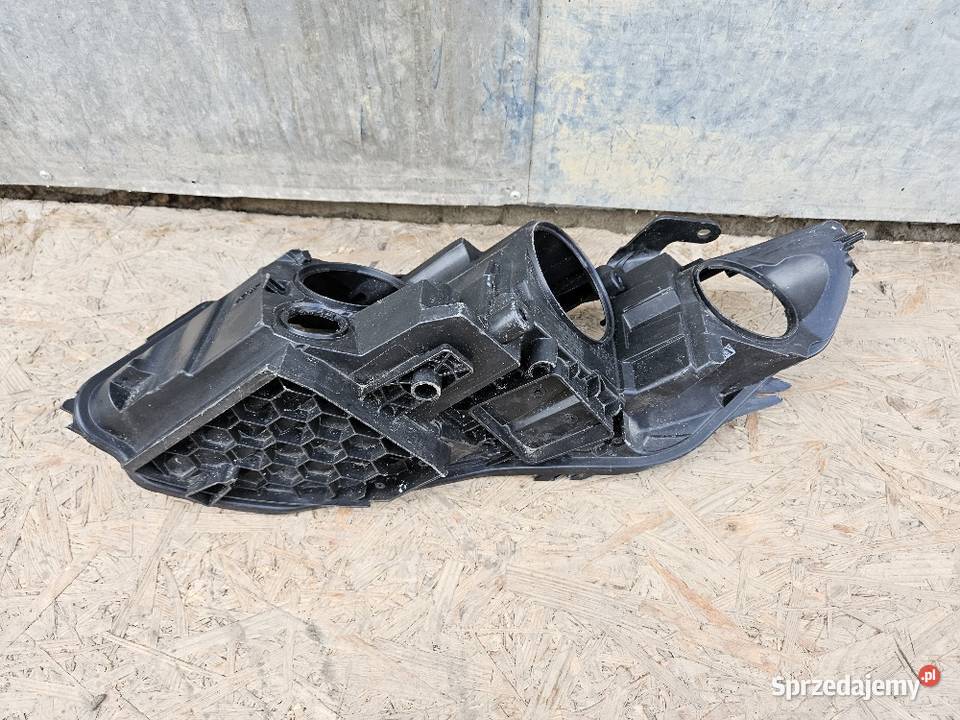 LAND ROVER DISCOVERY SPORT PUSZKA LAMPY PRAWA wielkopolskie Międzychód