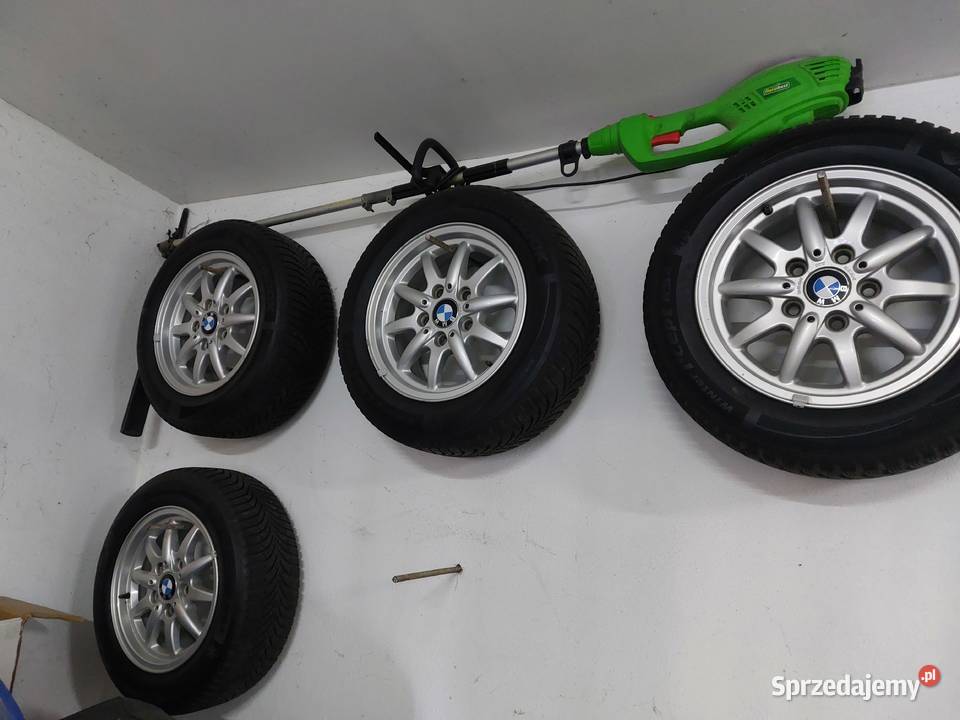 Felgi z oponami zimowymi 16