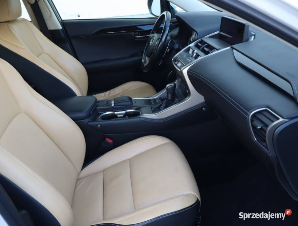Lexus NX 300t 143259km Łódź