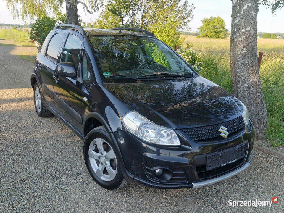 Suzuki SX4 16 b oryginalny lakier NIEMCY Rok produkcji 2011